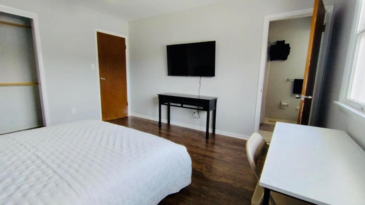 Private Upstairs Unit Near Balt John Hopkins Baltimore